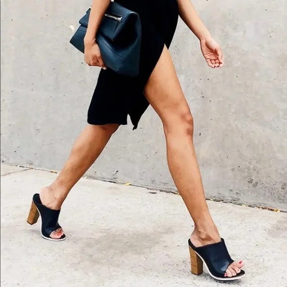 Steve Madden Black Mules - Picture 7 of 8